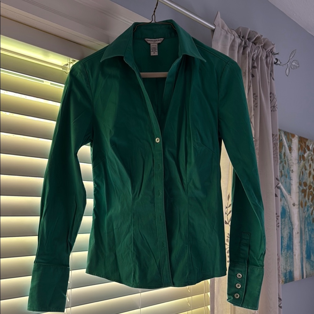 Banana Republic Green Women's Button-Up Shirt - size XS